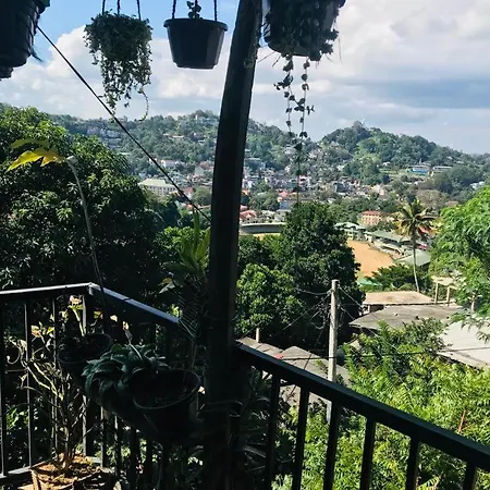 S V Homestay Kandy Extérieur photo